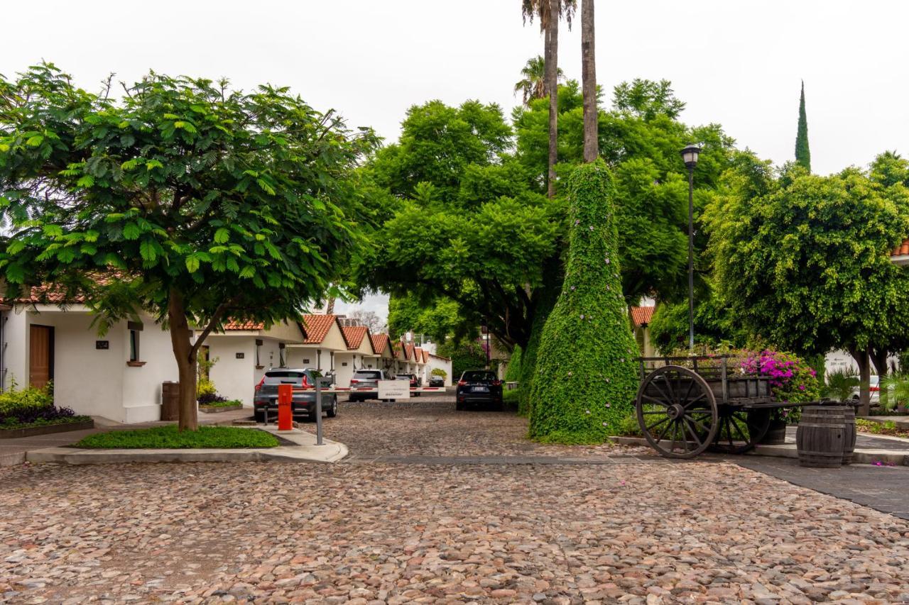 Hotel Flamingo Inn Queretaro Luaran gambar