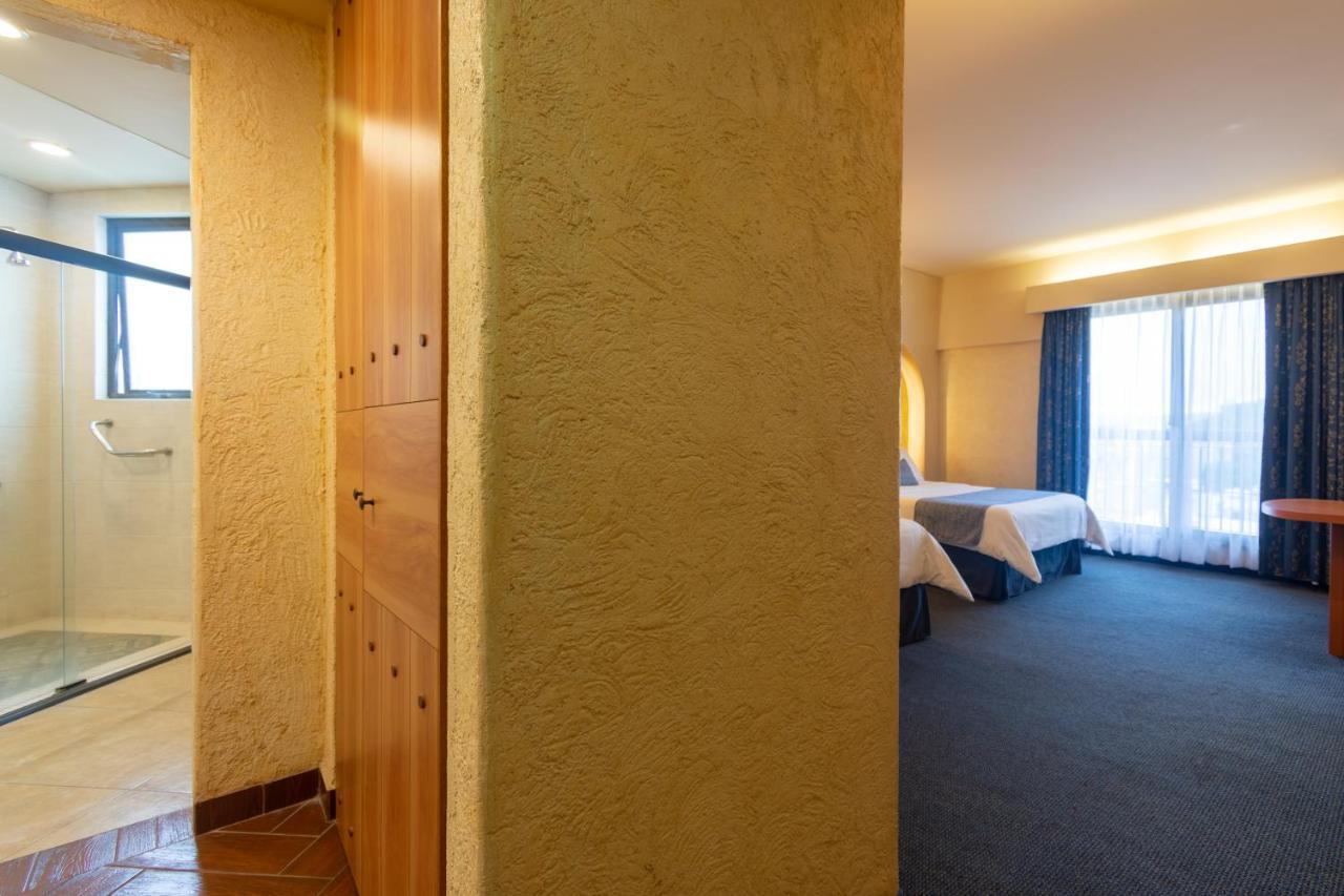 Hotel Flamingo Inn Queretaro Luaran gambar