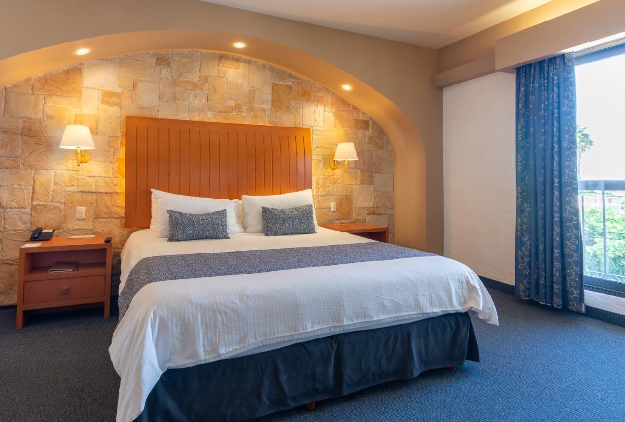 Hotel Flamingo Inn Queretaro Luaran gambar